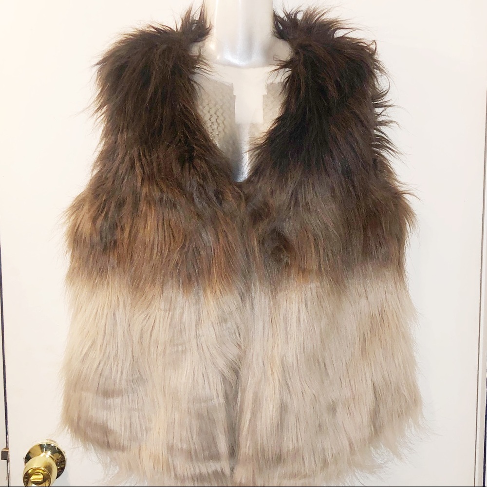🛑SOLD- Faux Fur Vest XL NWOT